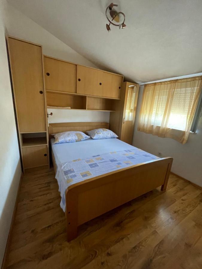 Hotel Apartman Jukic Marina Exteriér fotografie