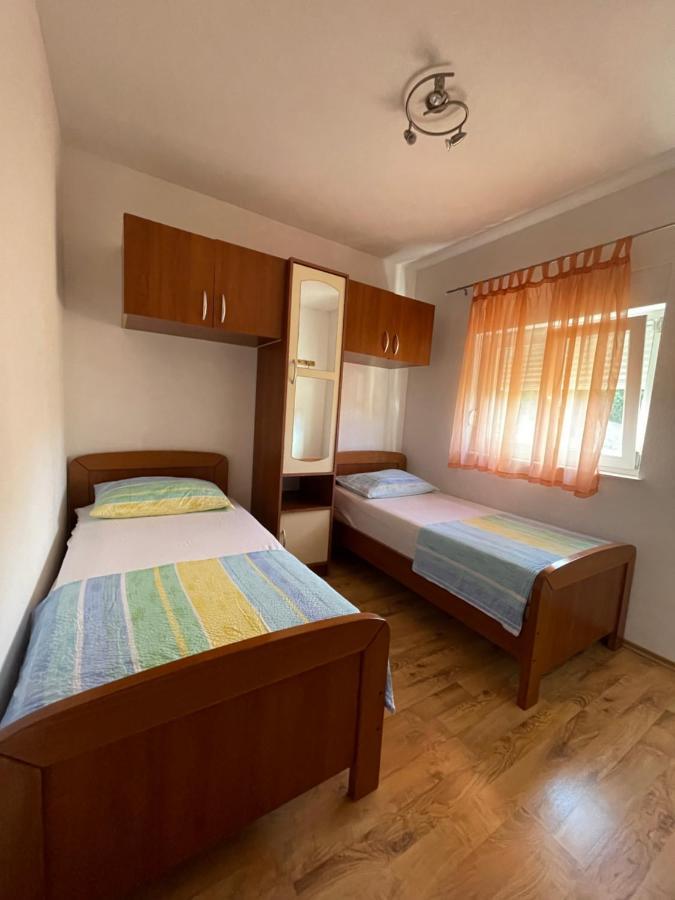 Hotel Apartman Jukic Marina Exteriér fotografie