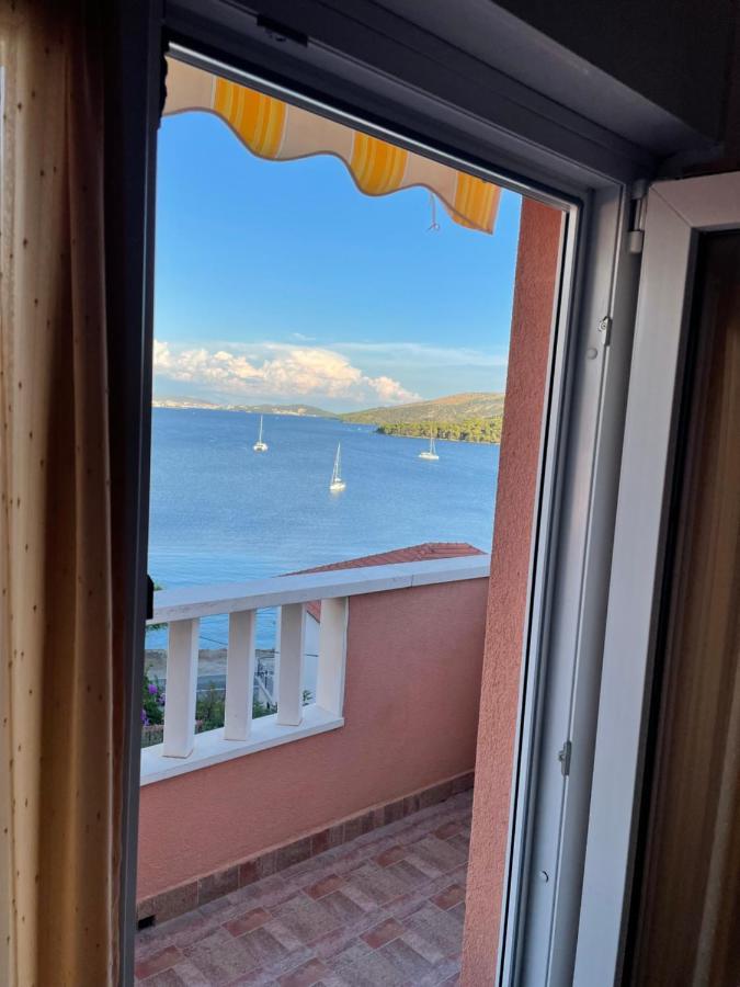 Hotel Apartman Jukic Marina Exteriér fotografie